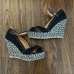 NWOT Wild Diva Espadrille Wedges